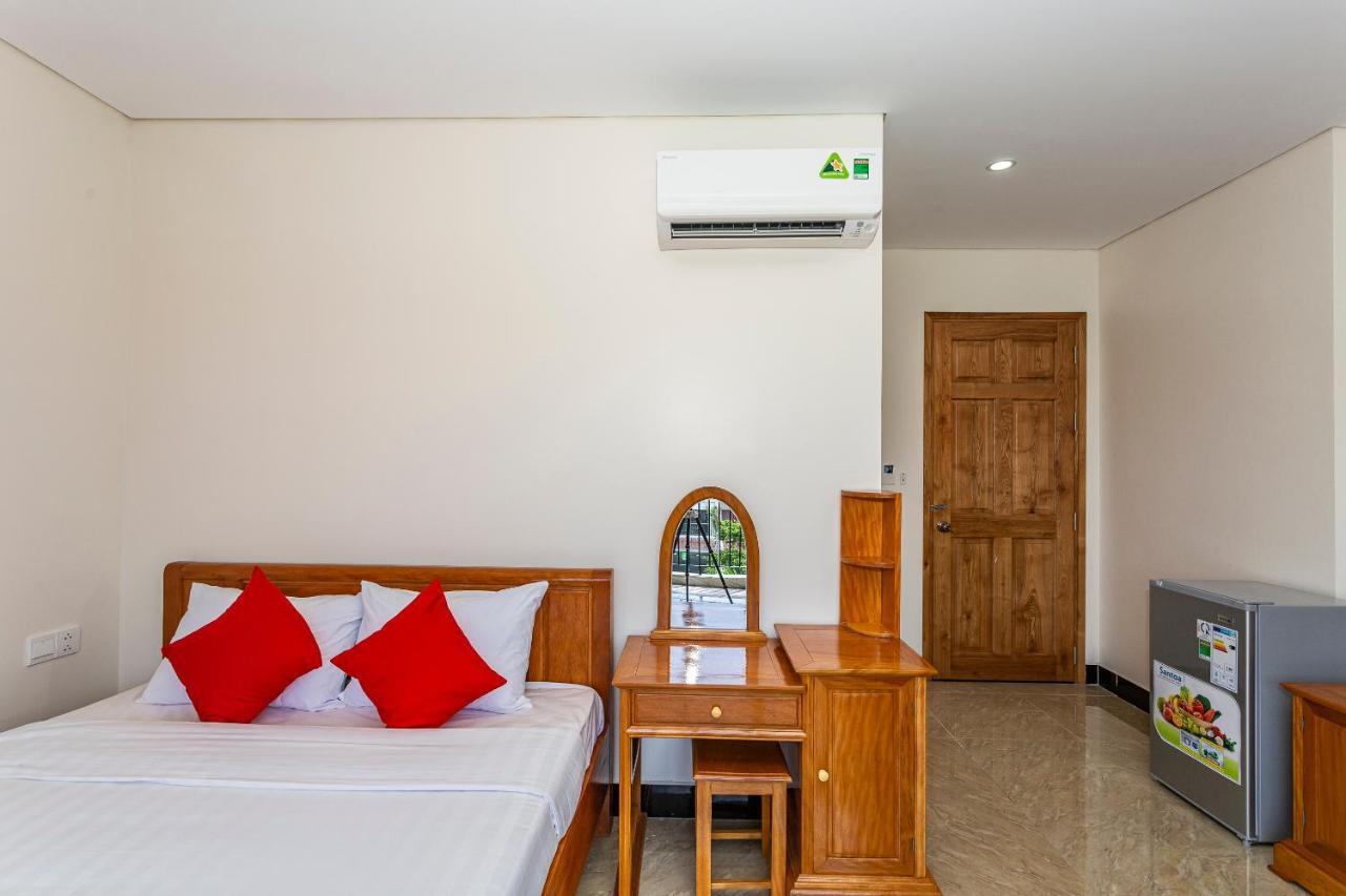Oyo 325 Mai Hung Hotel Phu Quoc Buitenkant foto